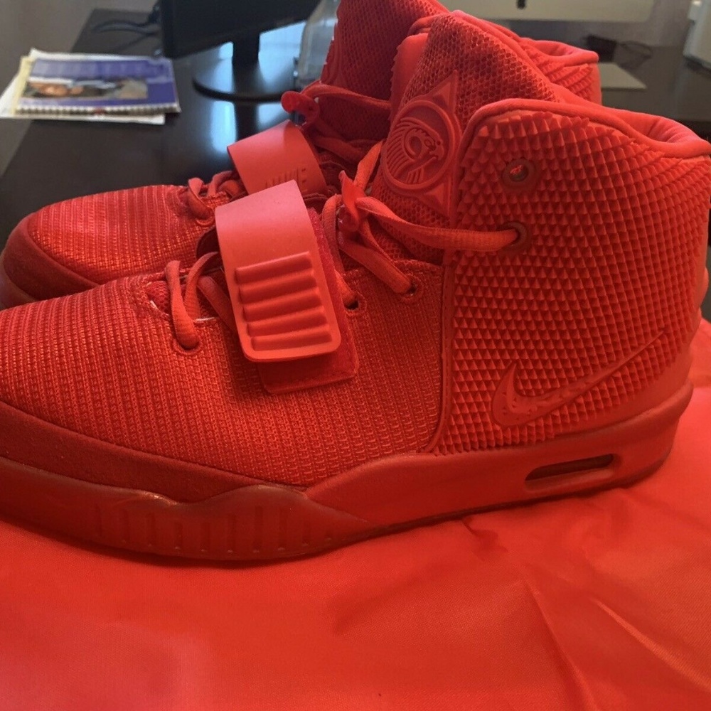 Nike Air Yeezy 2 Red October